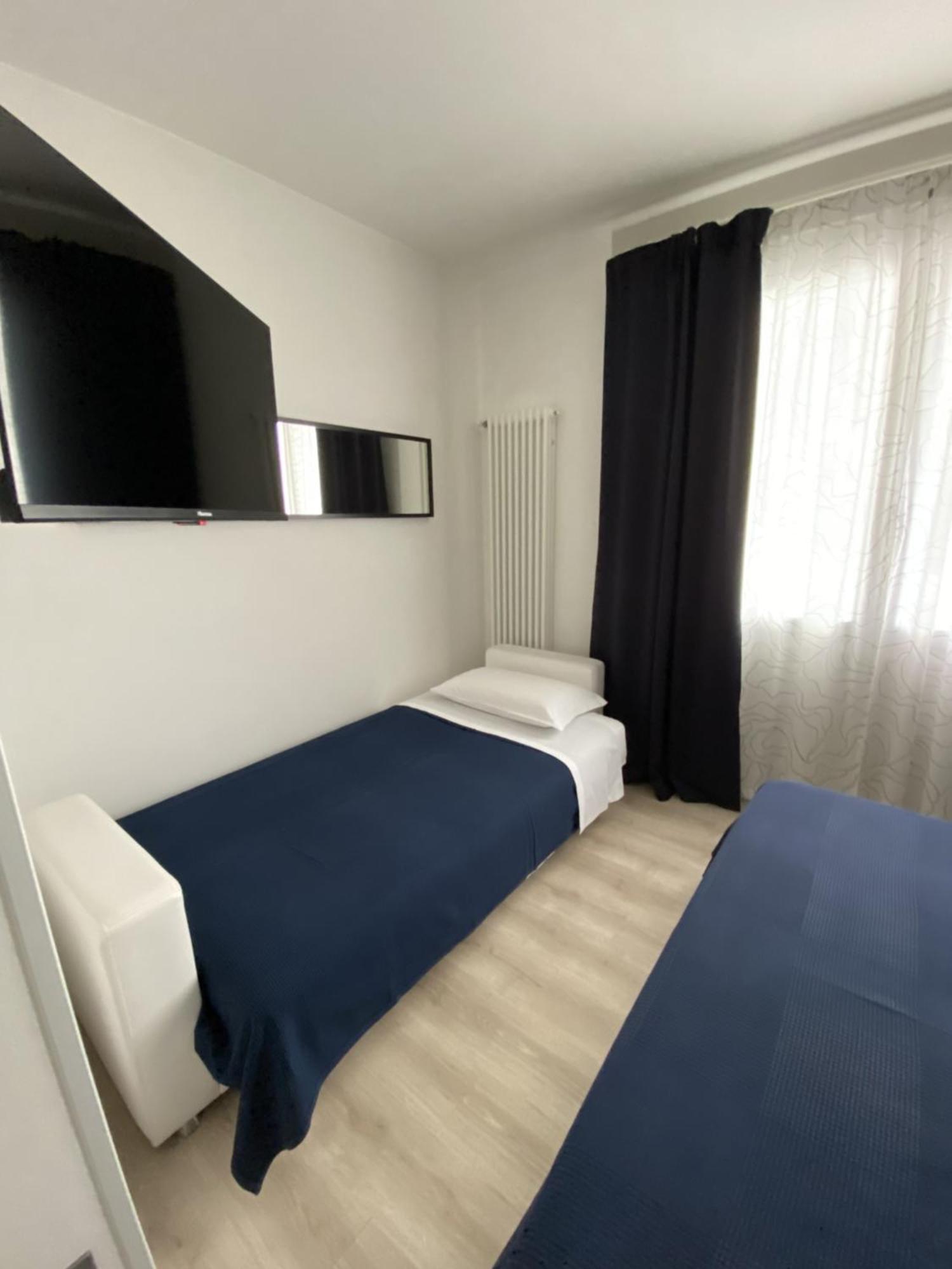 Meridien House Casalserugo Eksteriør billede